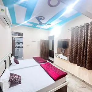  Habitación en casa particular The Orchid - Walkable Distance From Taj Mahal